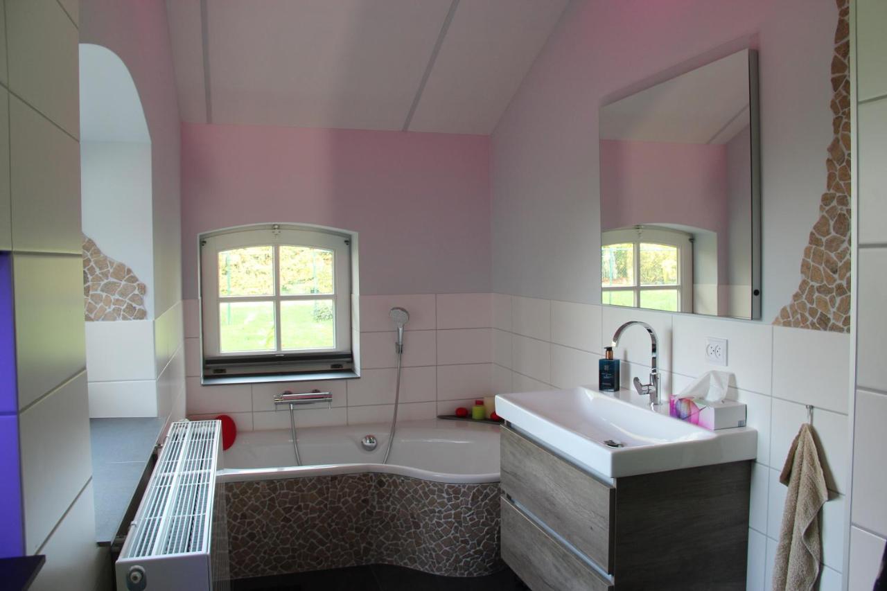 B&B De Prinsenhof Gassel Bagian luar foto