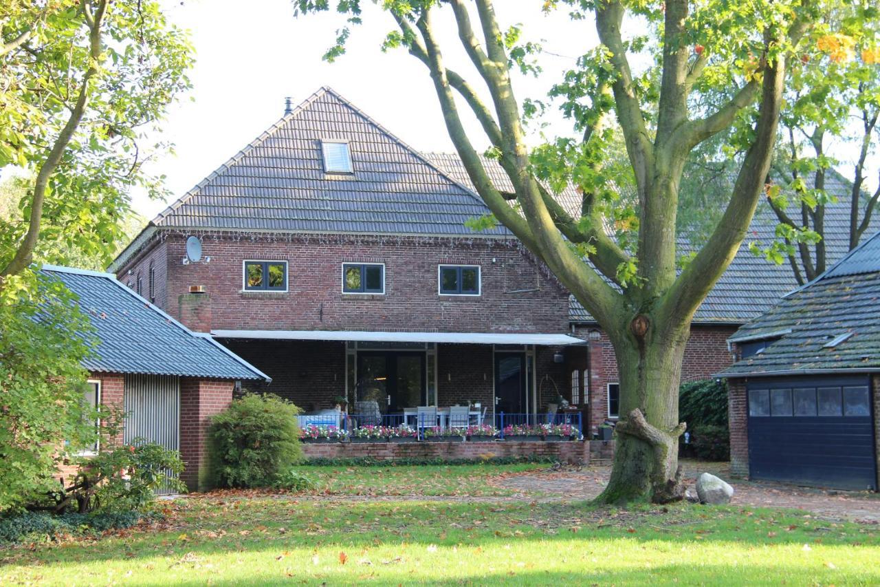 B&B De Prinsenhof Gassel Bagian luar foto